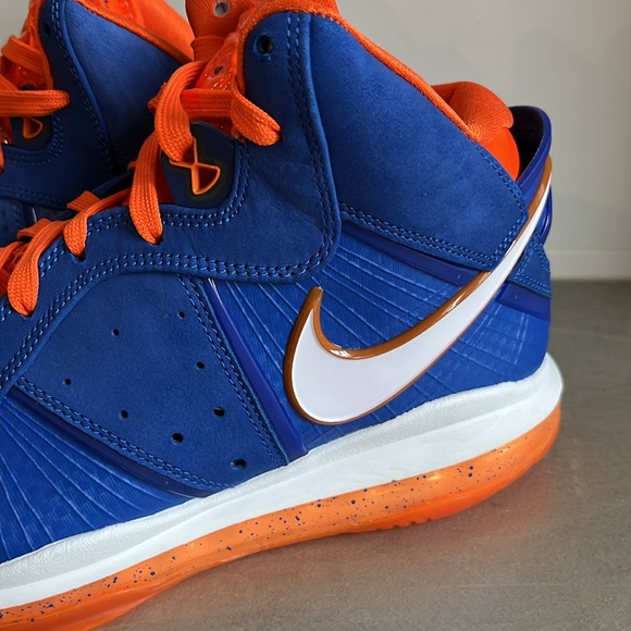Nike Lebron VIII Hardwood Classic High Top Sneakers - Picture 9 of 11